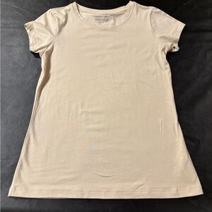 Ladies XS Cream Colored Tshirt
